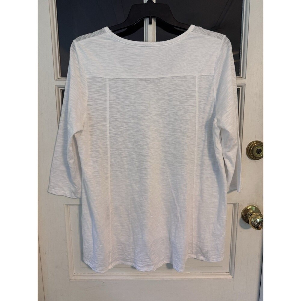 Chico's White Ultimate Tee Hi-Lo T-shirt Relaxed V-neck Classic Sz 2 L/12 - Picture 5 of 6